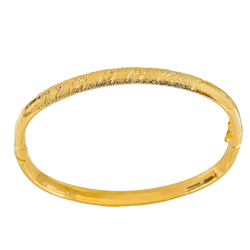 Bracelete Liso Trabalhado Banhado a Ouro 18k.